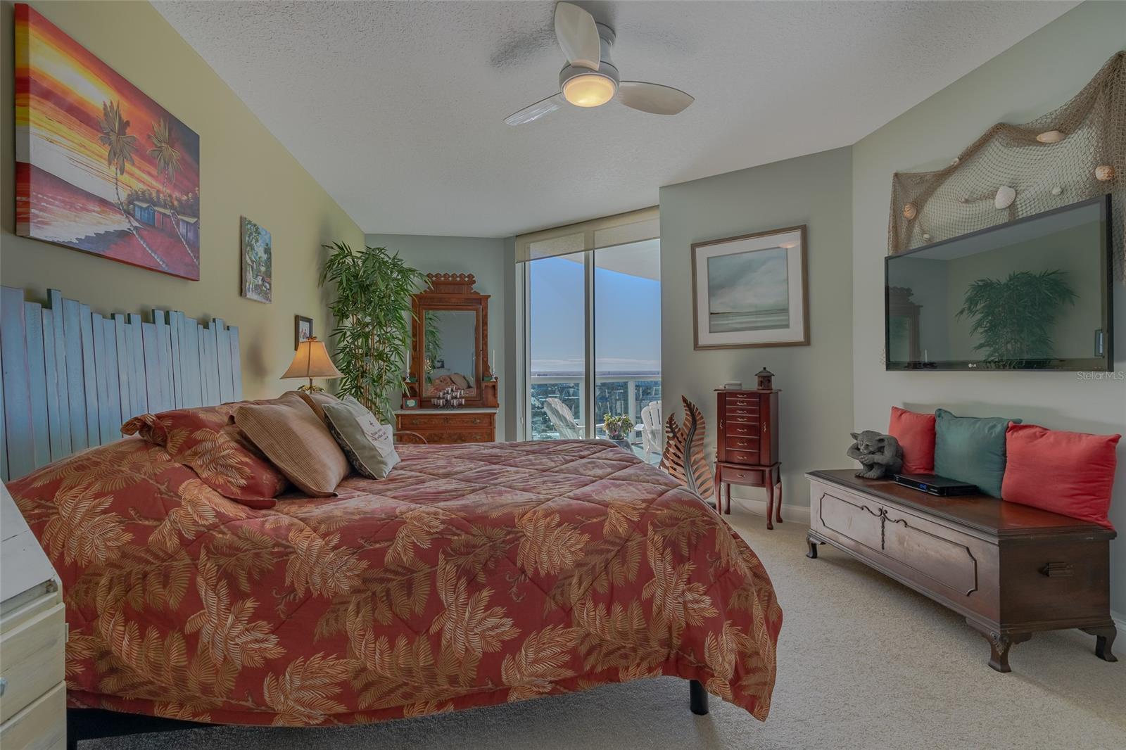 Marina Grande/Halifax 01 - Residential