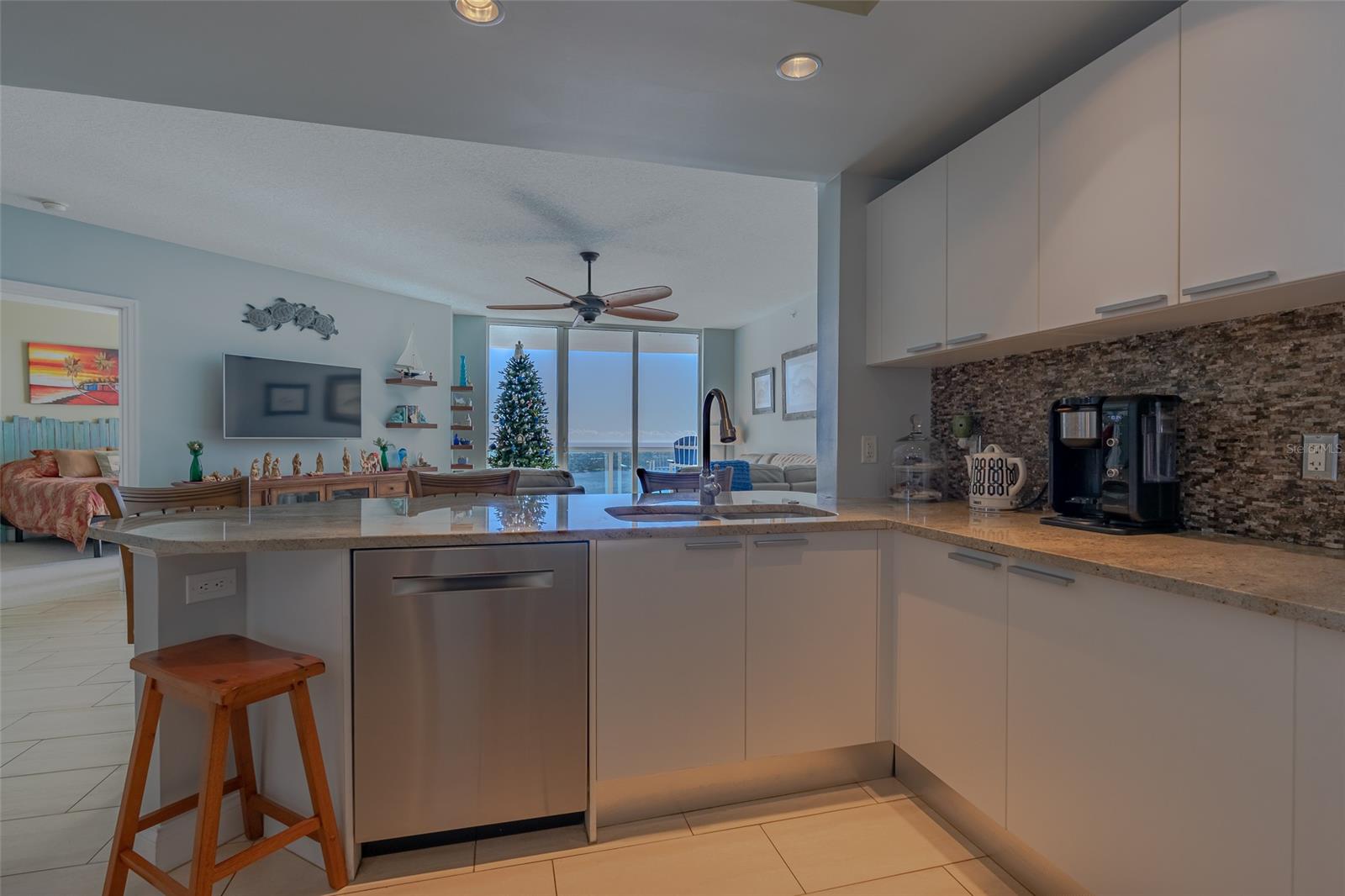 Marina Grande/Halifax 01 - Residential