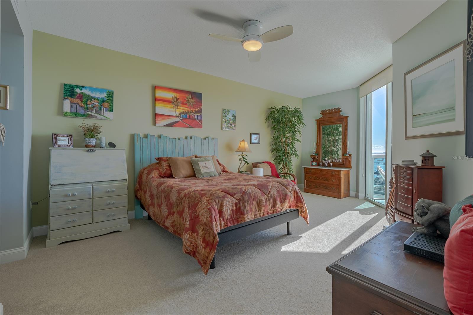 Marina Grande/Halifax 01 - Residential