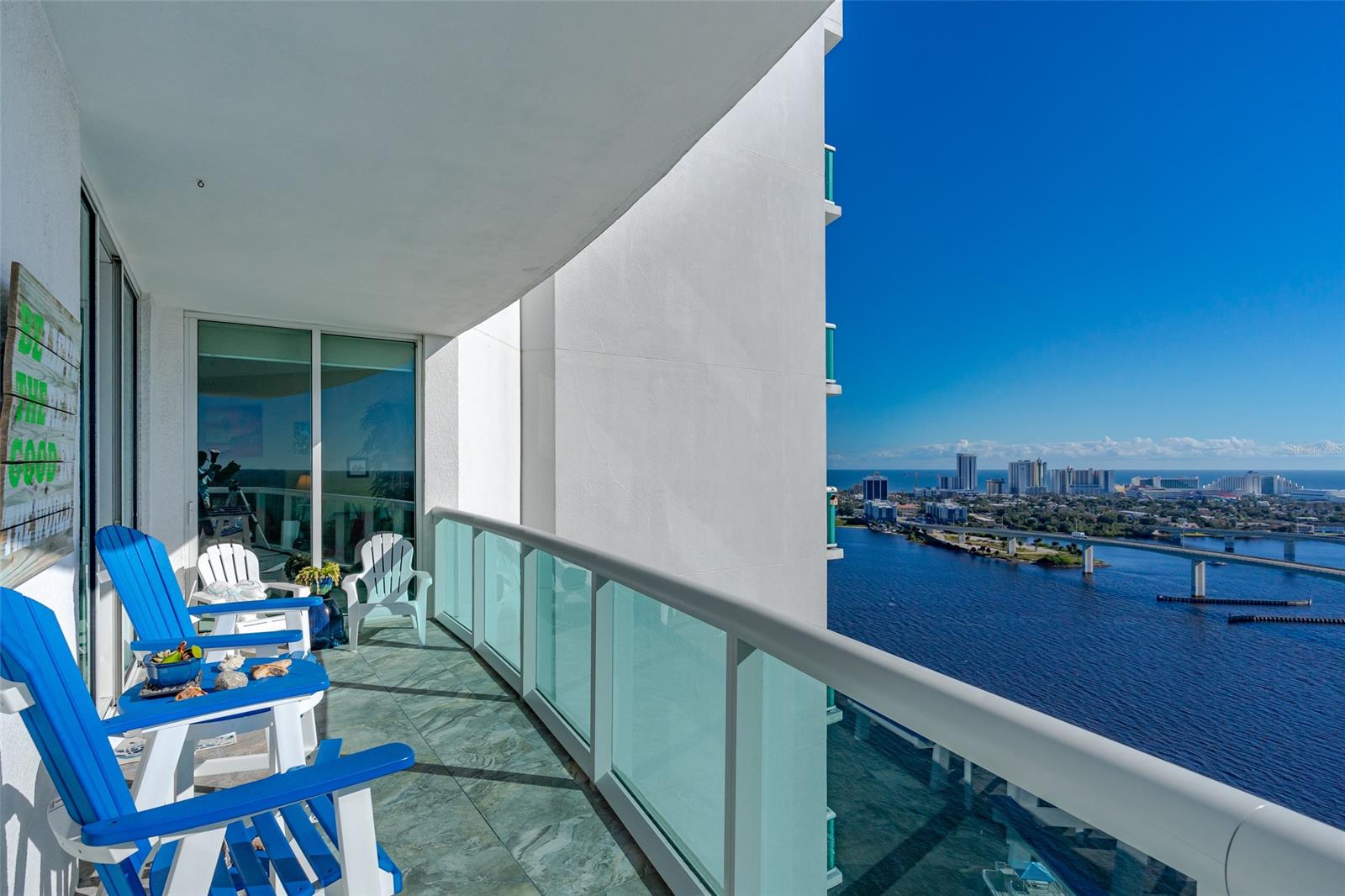 Marina Grande/Halifax 01 - Residential