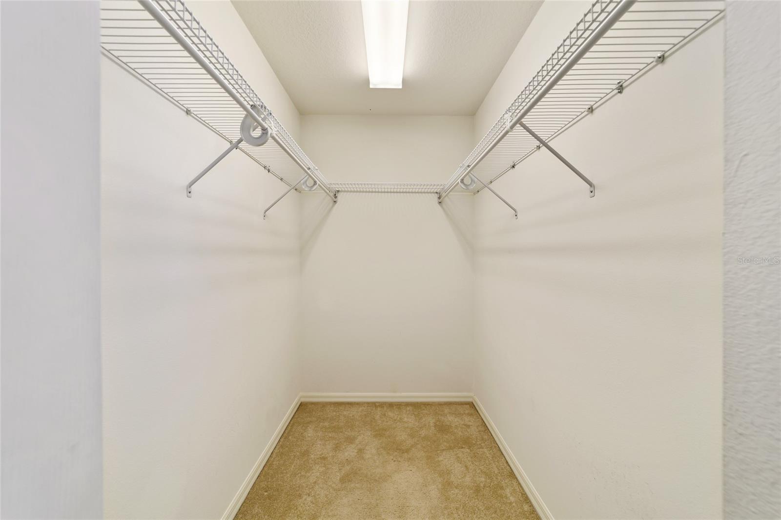 ON TOP OF THE WORLD - Residential