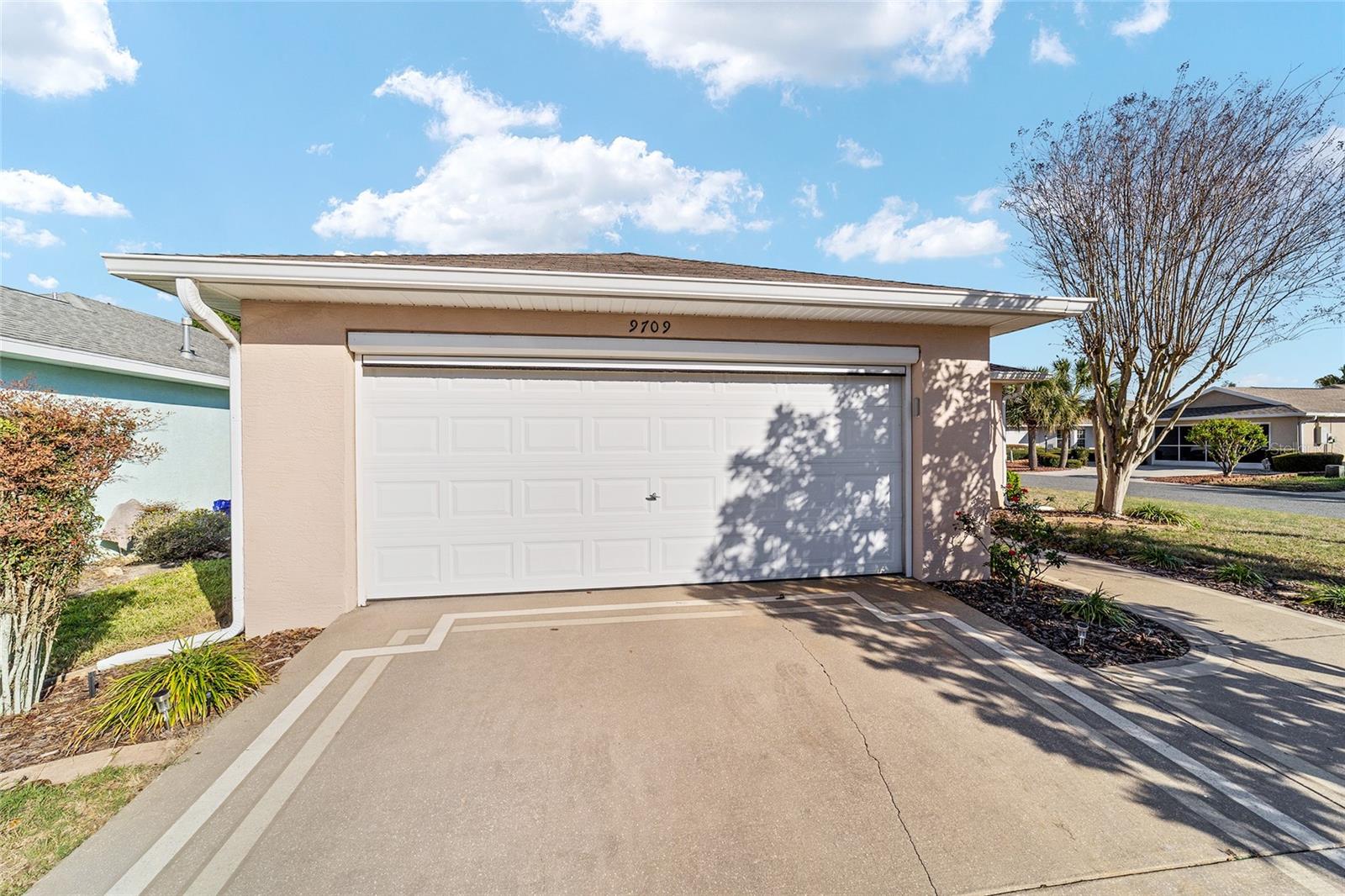 ON TOP OF THE WORLD - Residential