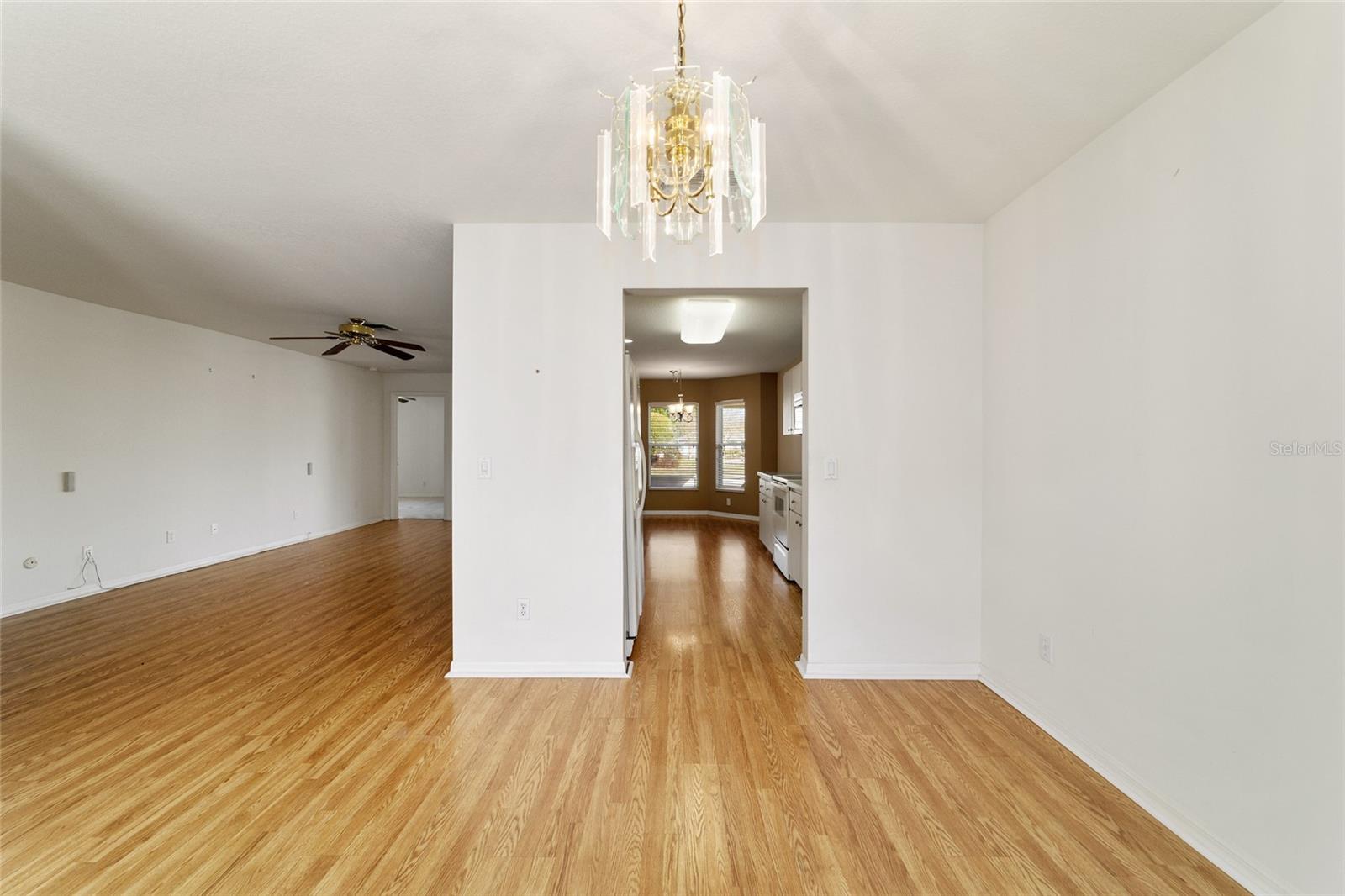 ON TOP OF THE WORLD - Residential