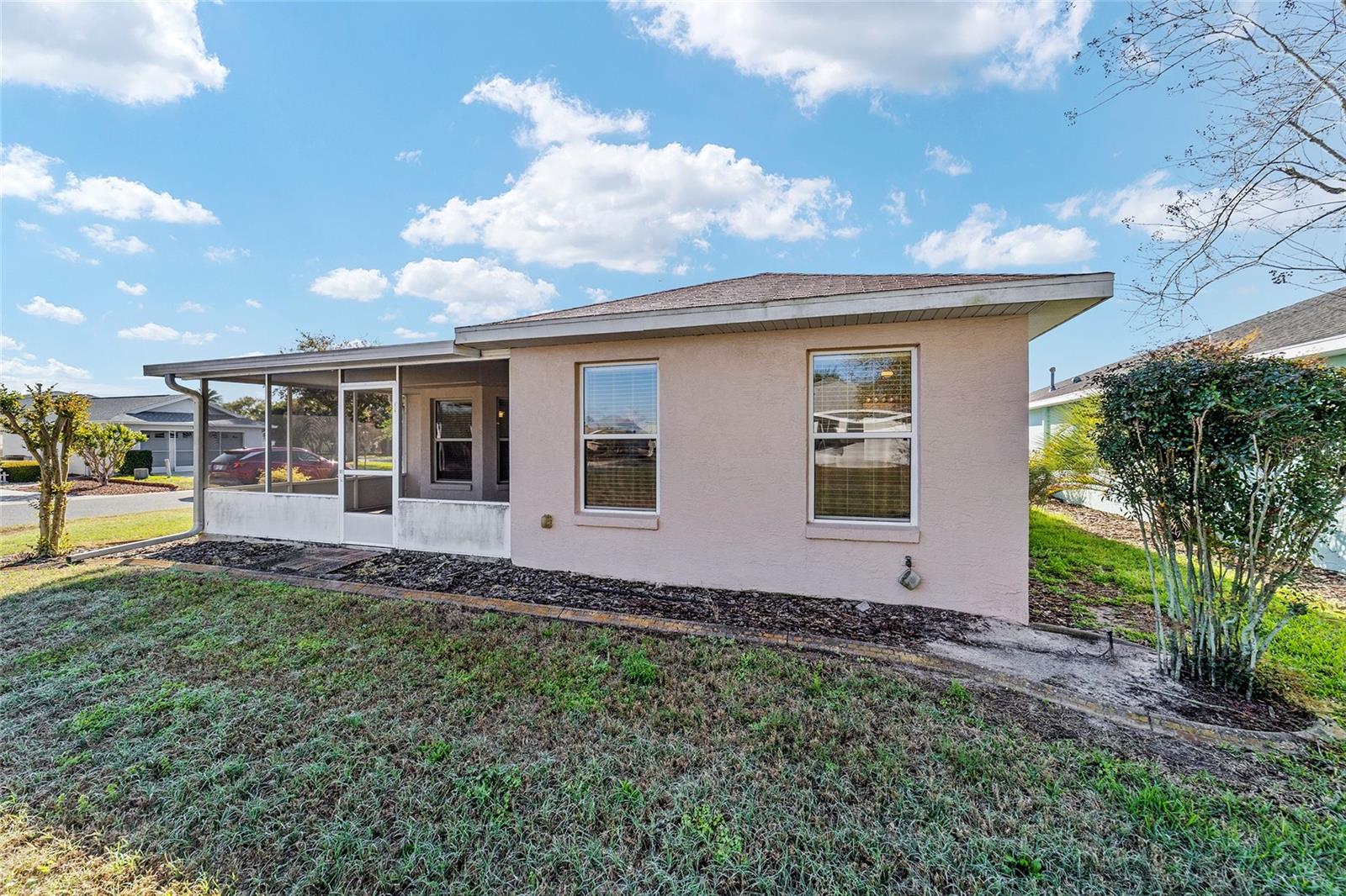 ON TOP OF THE WORLD - Residential