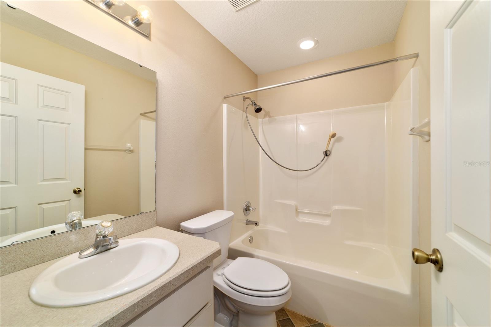 ON TOP OF THE WORLD - Residential