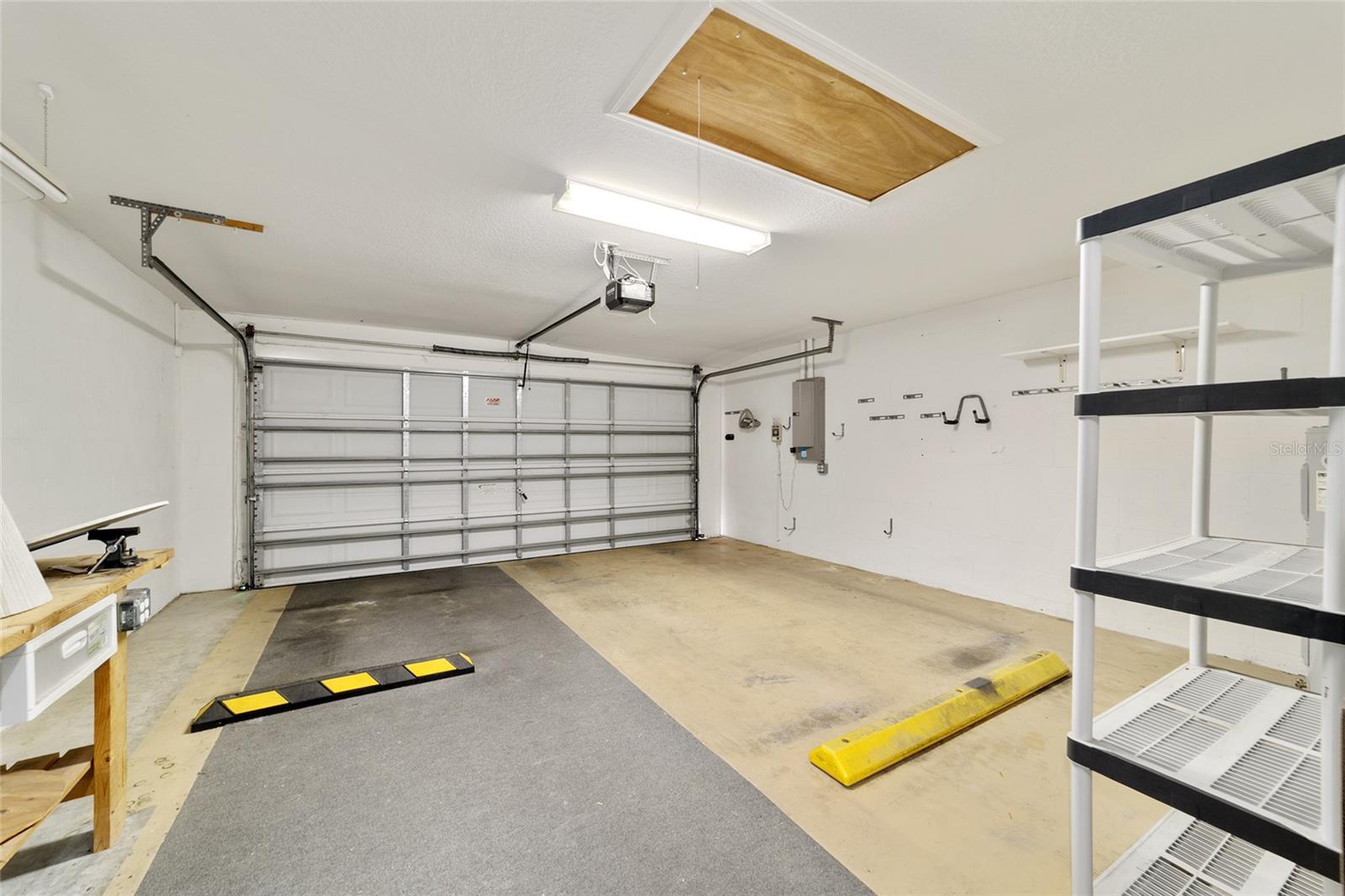 ON TOP OF THE WORLD - Residential