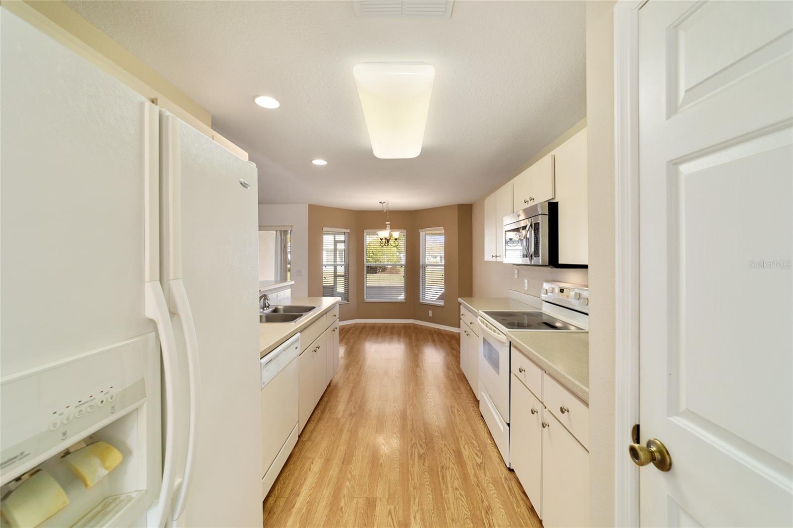 ON TOP OF THE WORLD - Residential