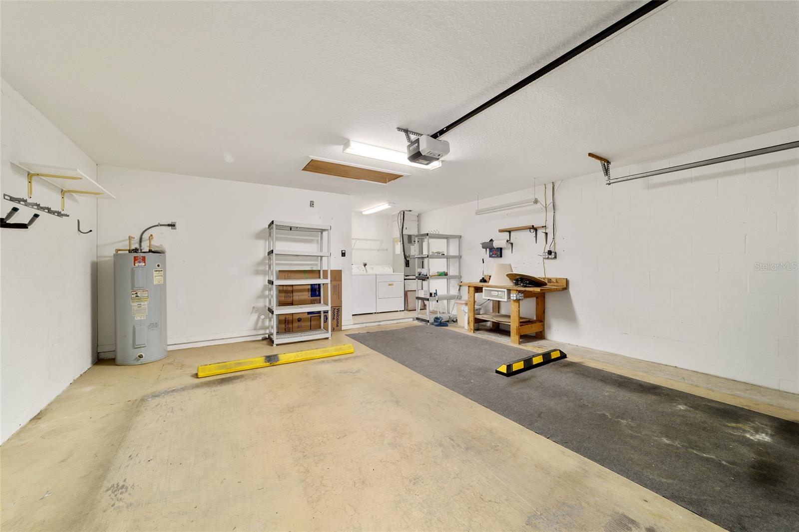 ON TOP OF THE WORLD - Residential