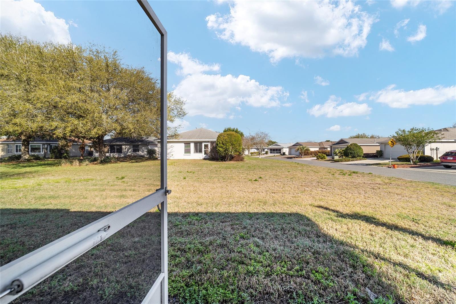 ON TOP OF THE WORLD - Residential