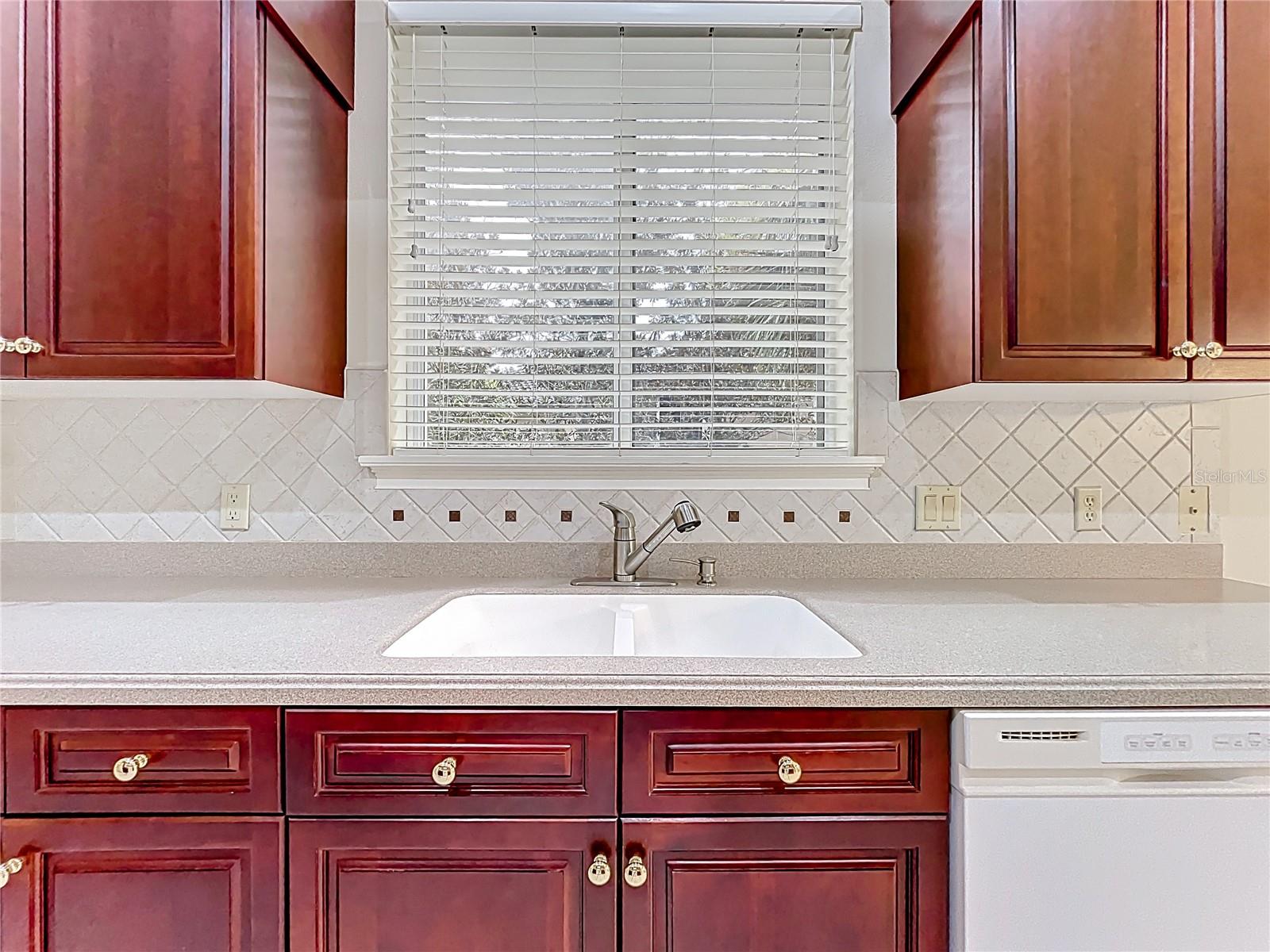 HOWEY MISSION SONOMA CONDO - Residential