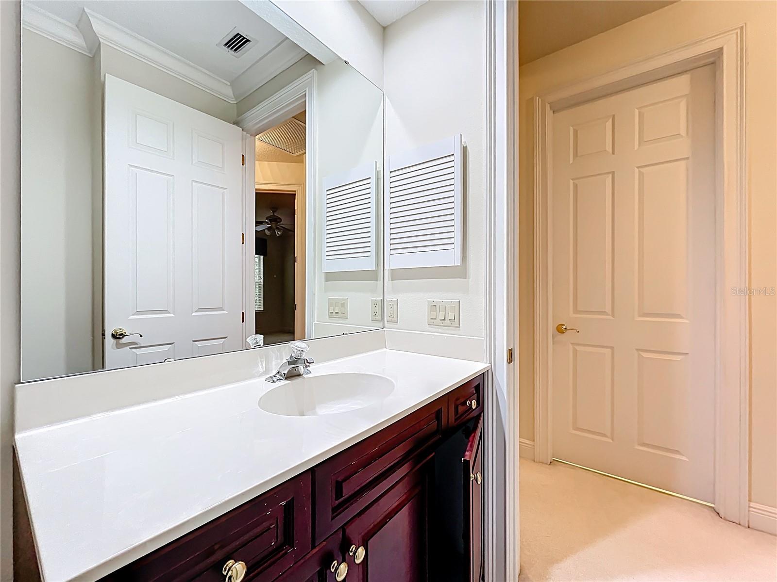 HOWEY MISSION SONOMA CONDO - Residential