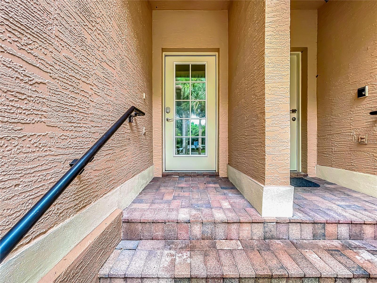 HOWEY MISSION SONOMA CONDO - Residential