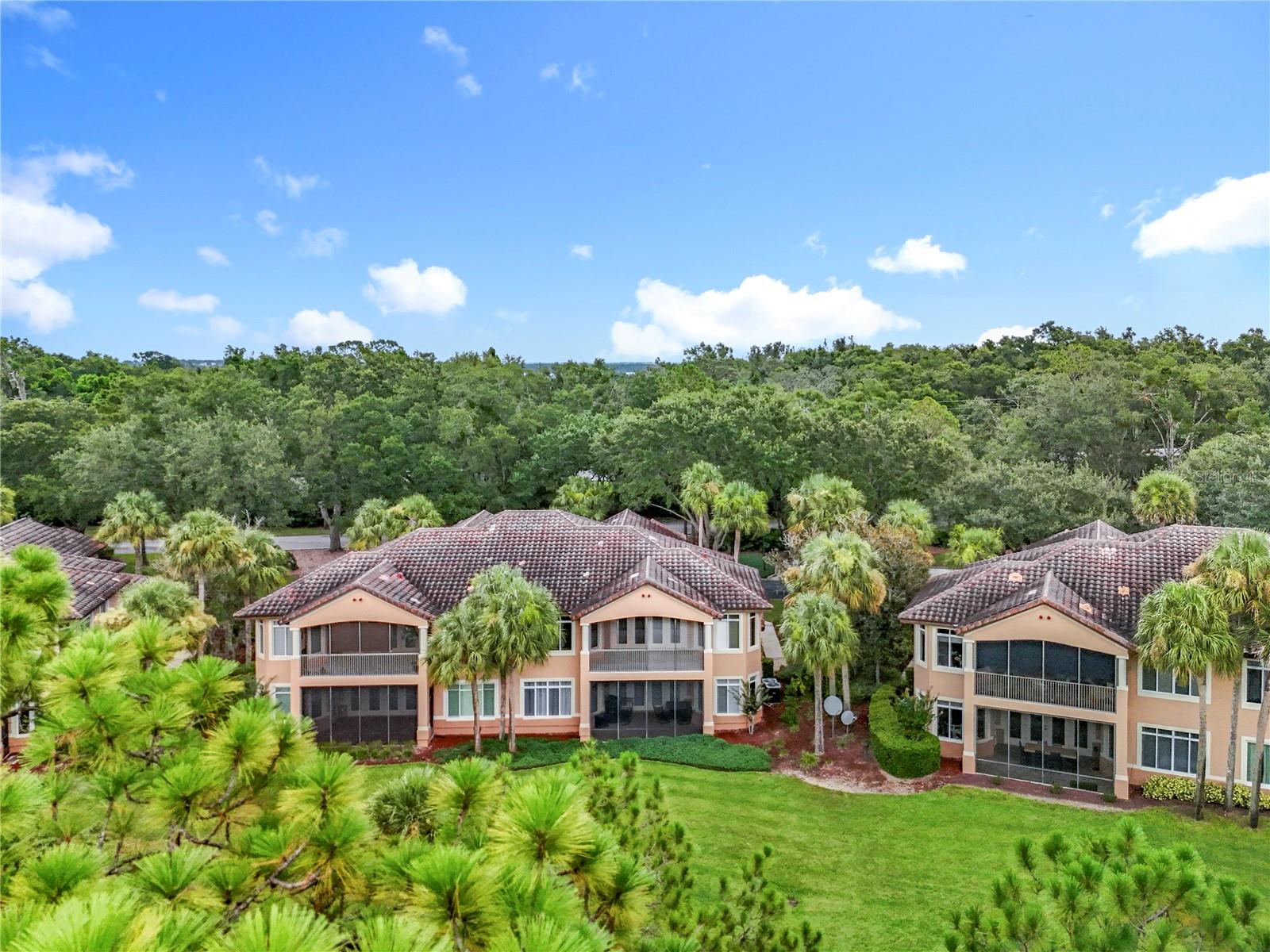 HOWEY MISSION SONOMA CONDO - Residential