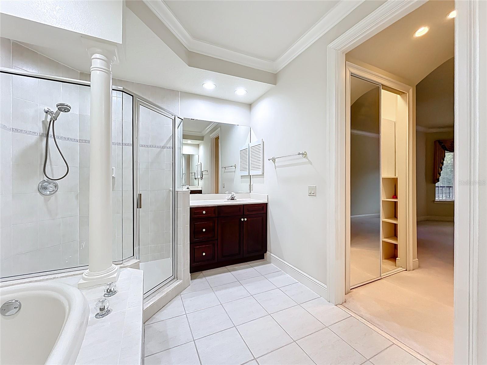 HOWEY MISSION SONOMA CONDO - Residential