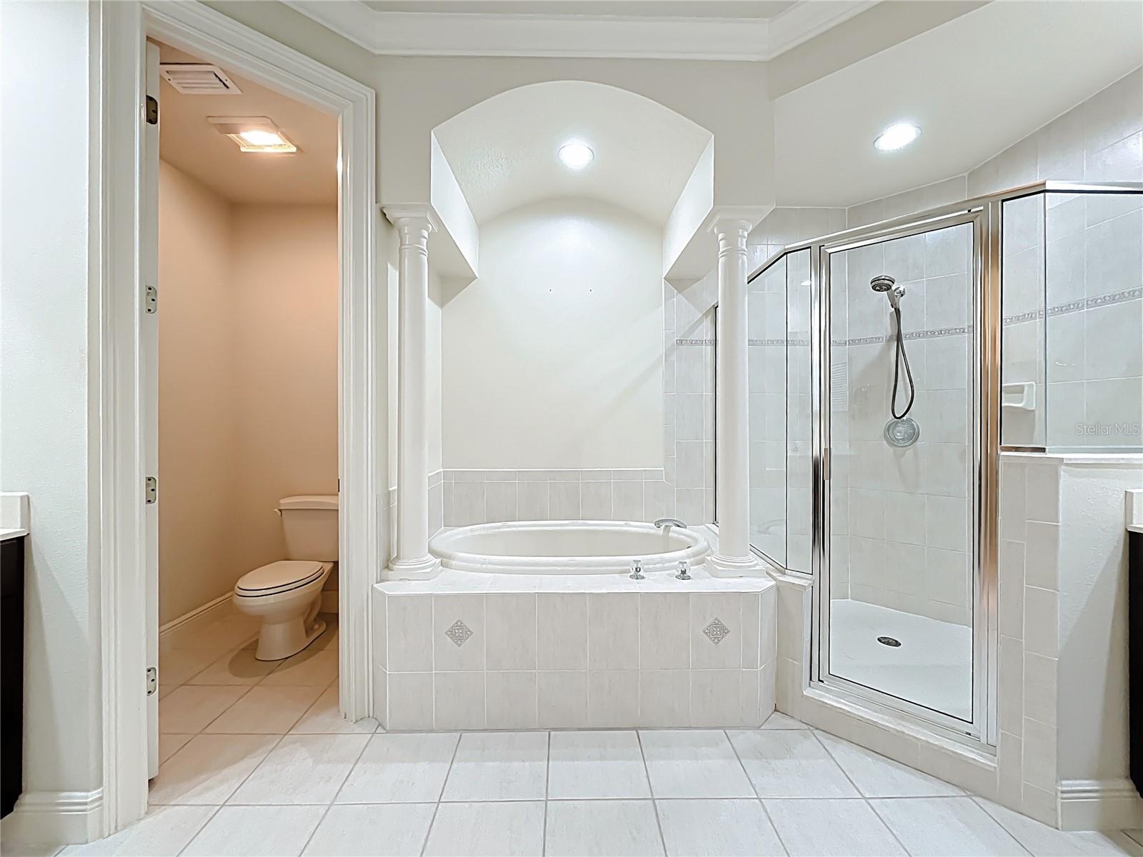 HOWEY MISSION SONOMA CONDO - Residential