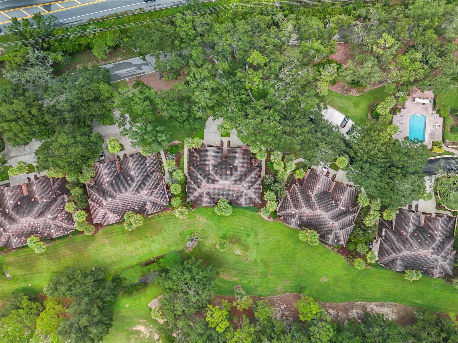 HOWEY MISSION SONOMA CONDO - Residential