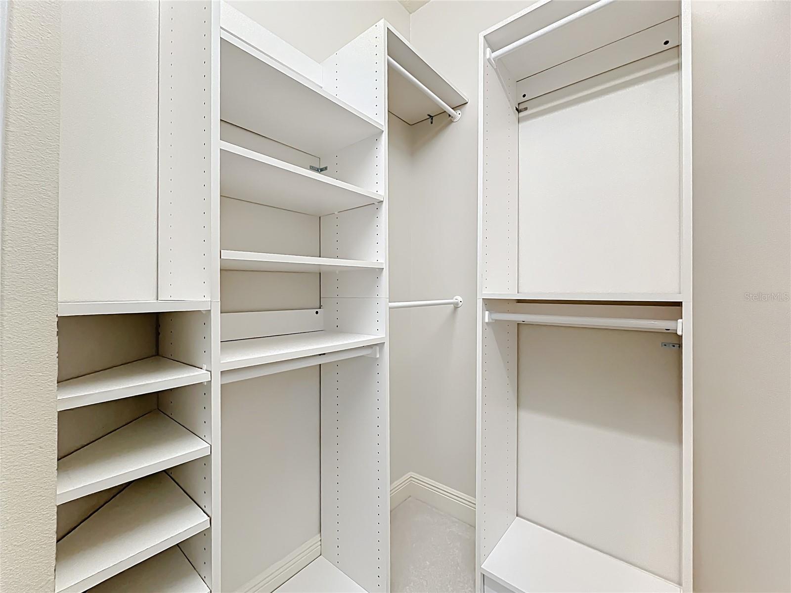 HOWEY MISSION SONOMA CONDO - Residential