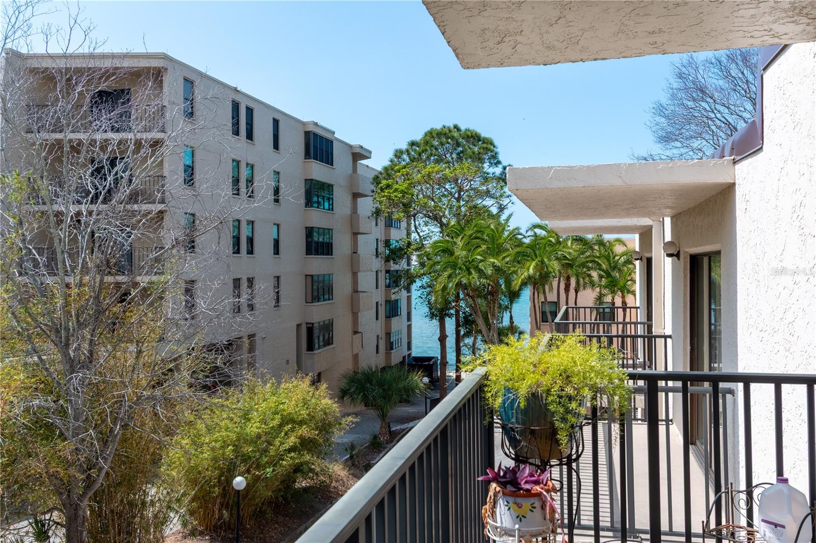 HICKORY GROVE CONDO - Residential