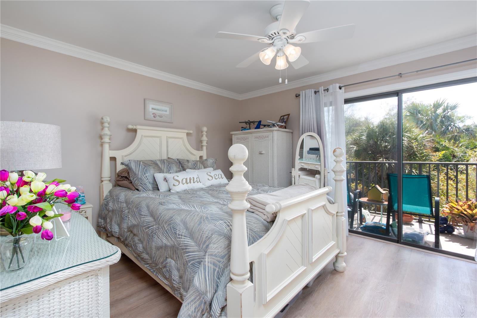 HICKORY GROVE CONDO - Residential