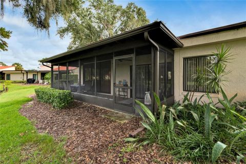 A home in PLANT CITY