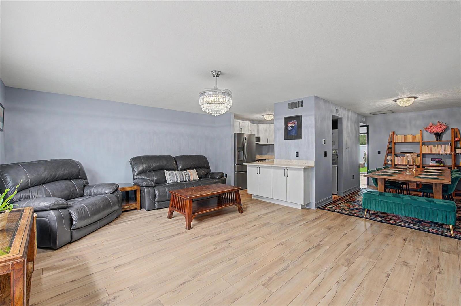 11923 DIETZ DRIVE 8