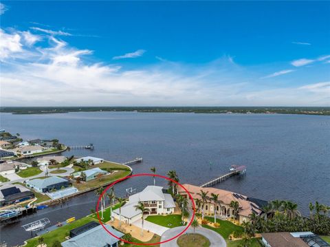 A home in PORT CHARLOTTE