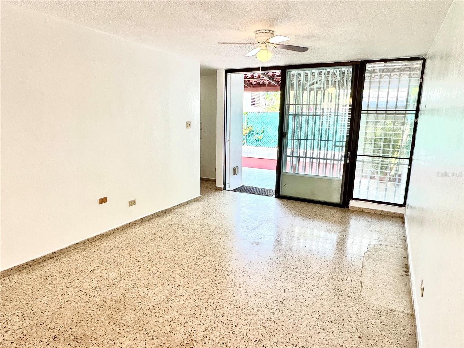 LOS ROSALES II - Residential