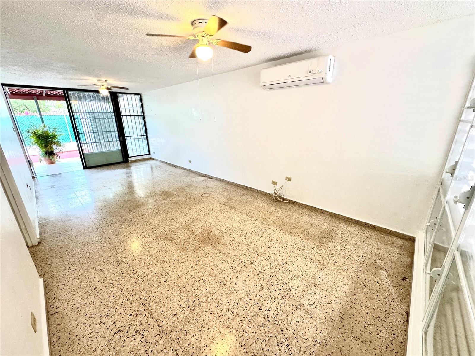 LOS ROSALES II - Residential