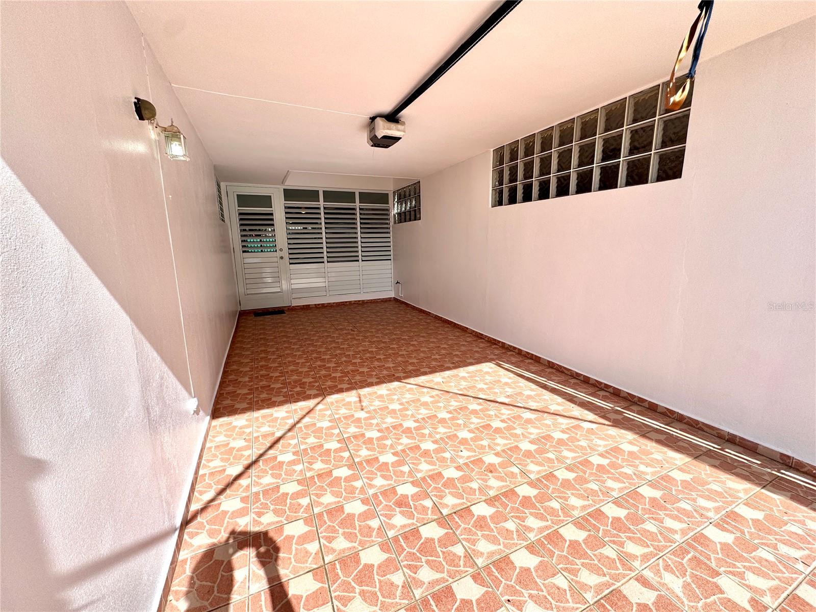 LOS ROSALES II - Residential