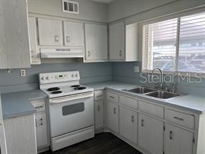 VENETIAN - Residential Lease