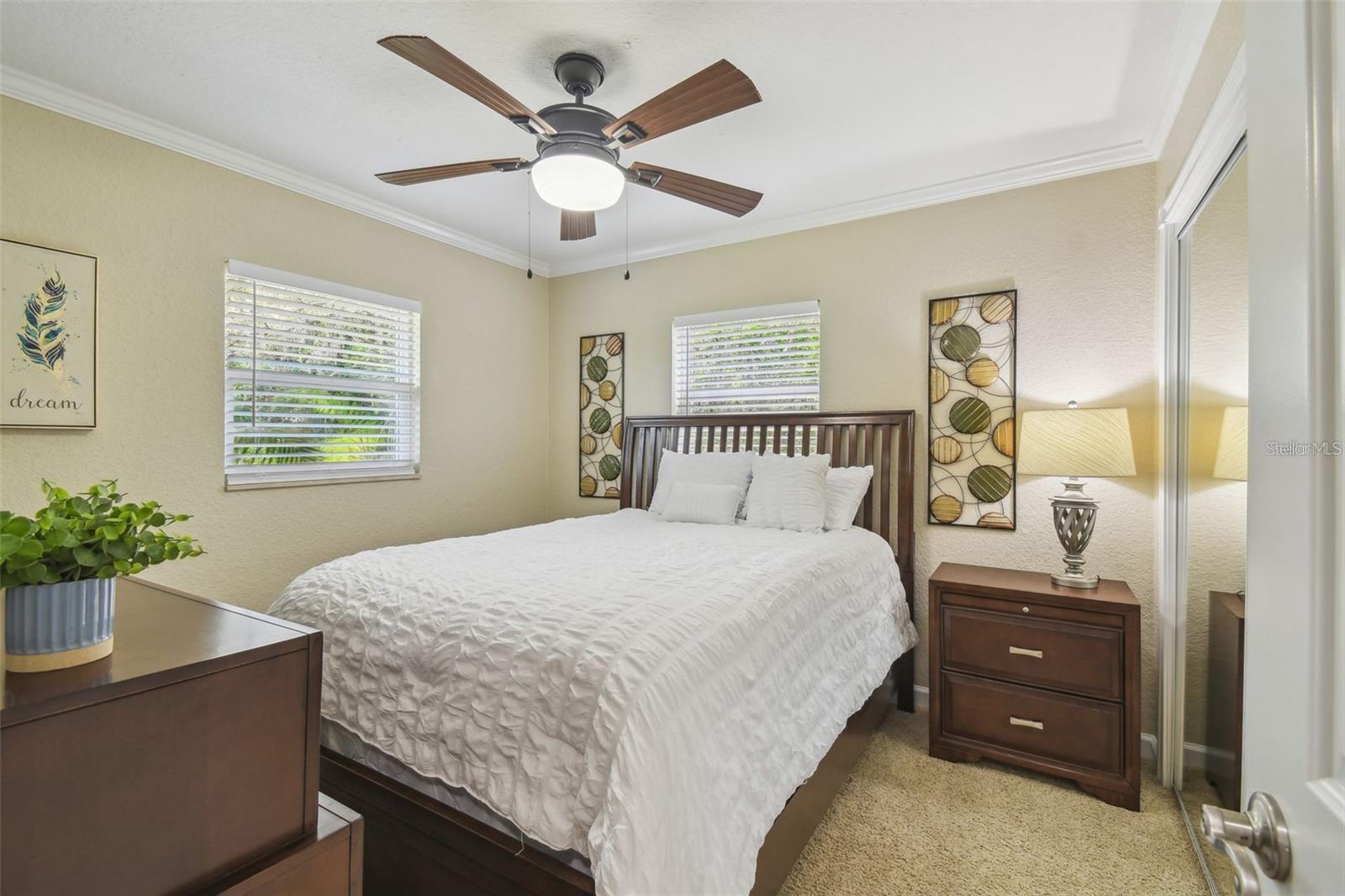 GOLDEN ACRES - Residential