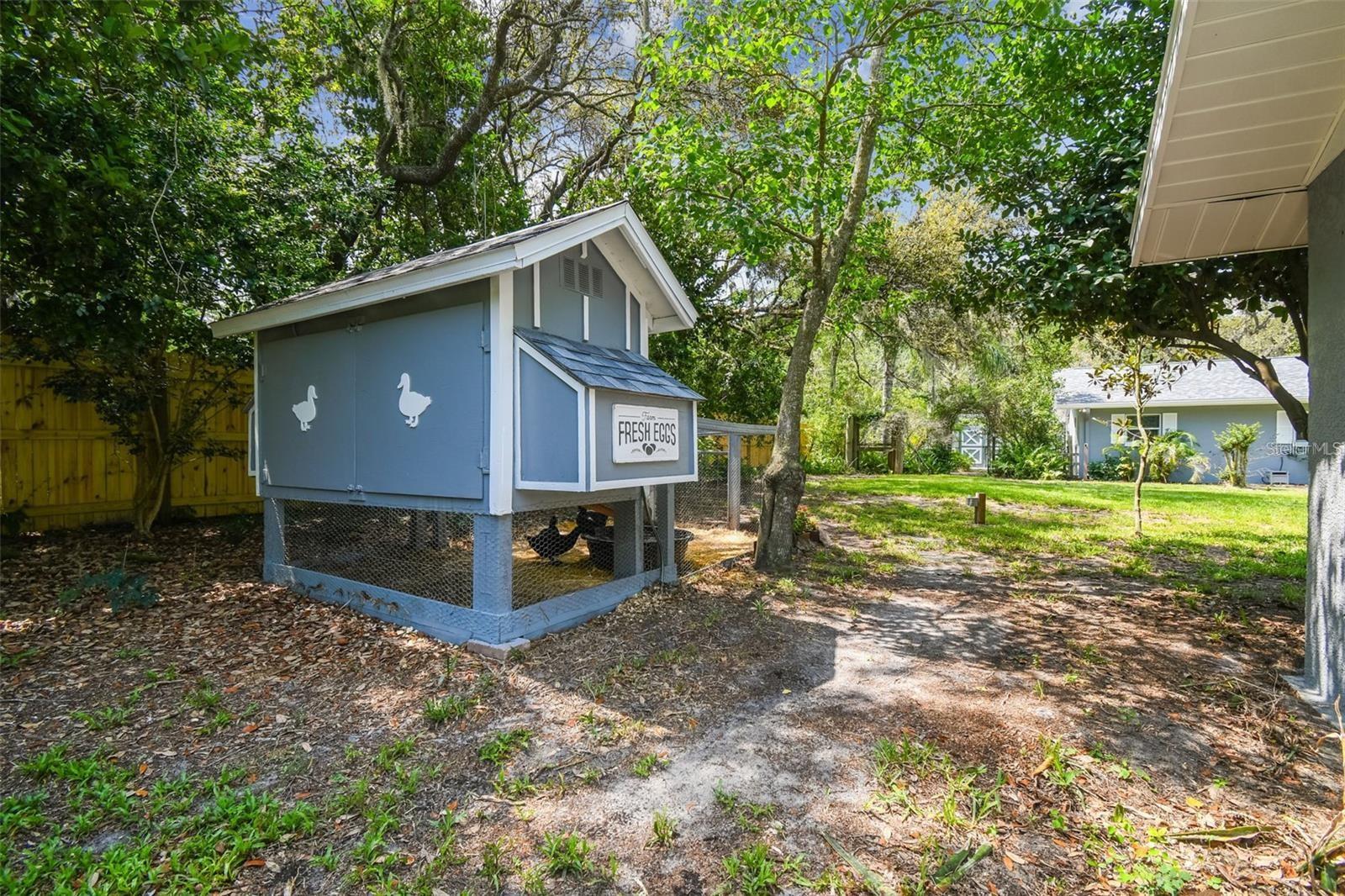 GOLDEN ACRES - Residential