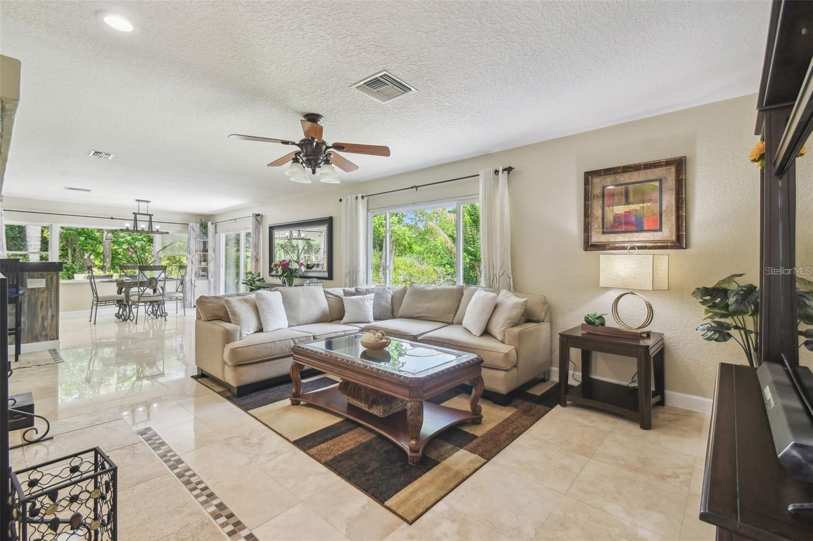 GOLDEN ACRES - Residential