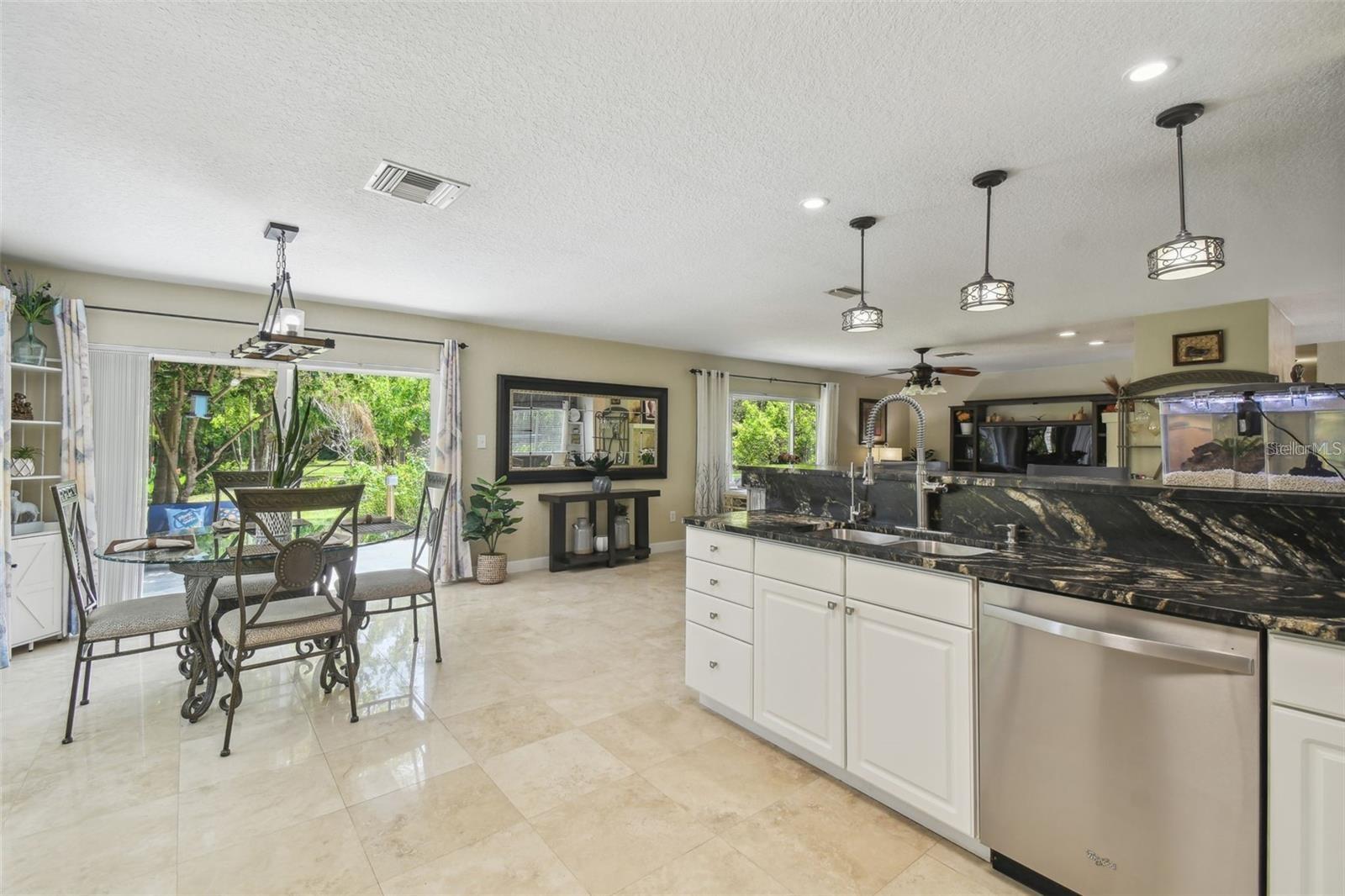 GOLDEN ACRES - Residential