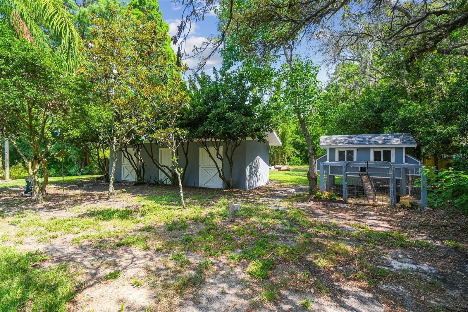 GOLDEN ACRES - Residential