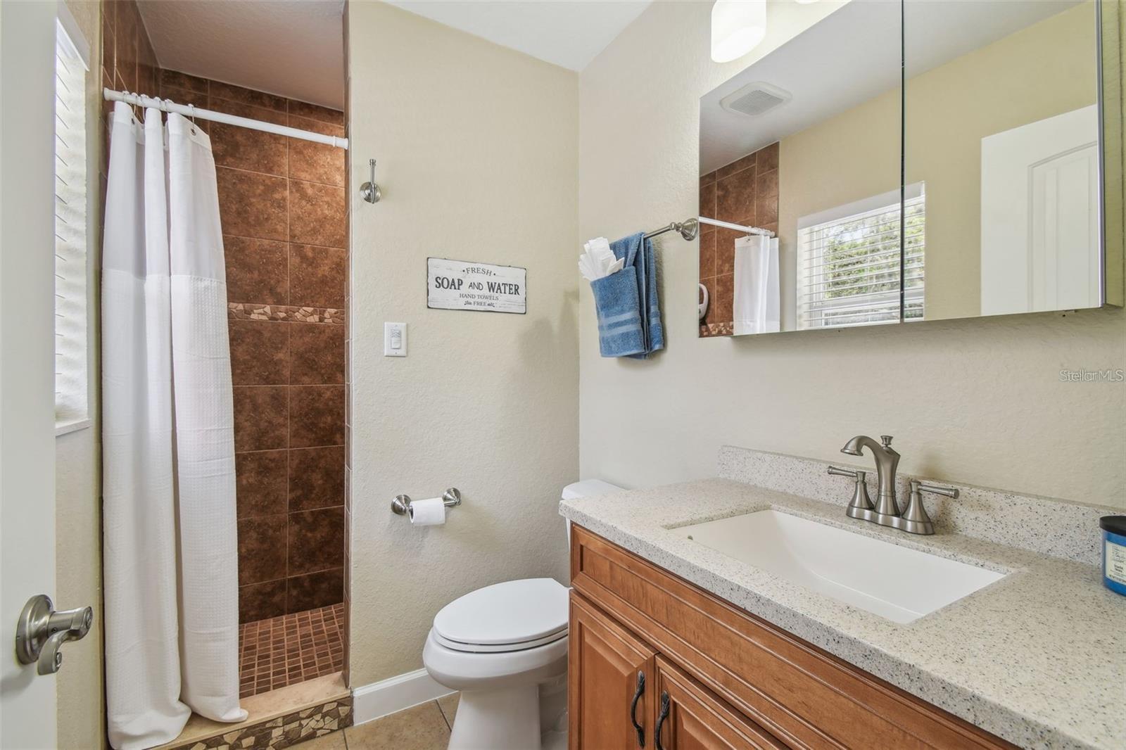 GOLDEN ACRES - Residential