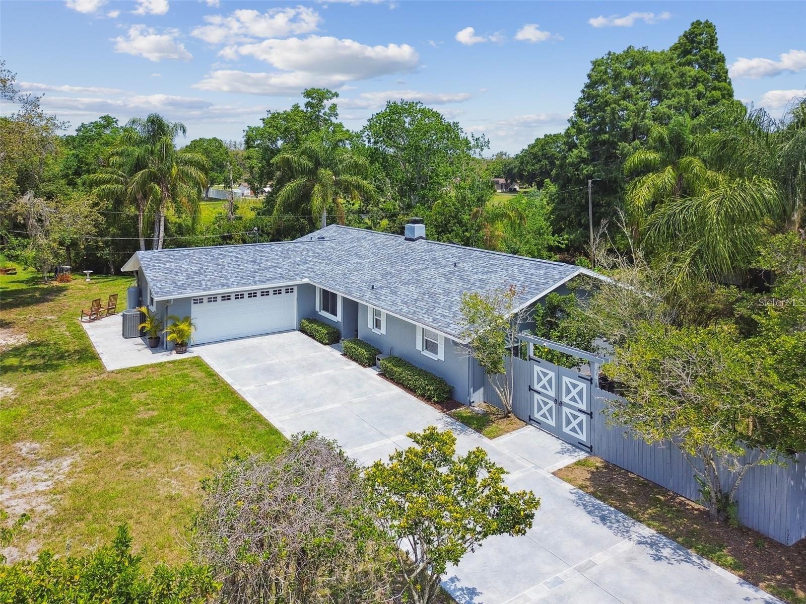 GOLDEN ACRES - Residential