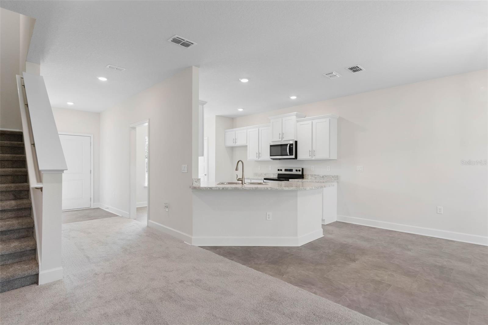 8 KAYDOT COURT