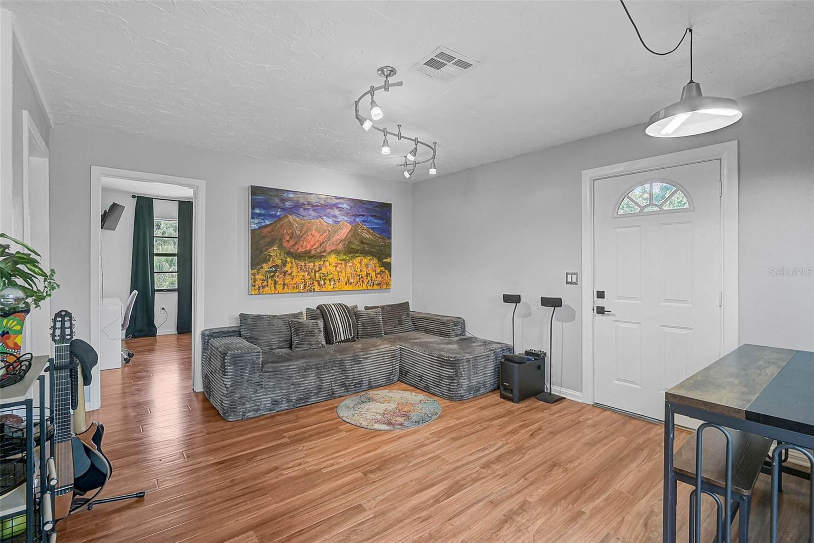 PHILLIPPI CREST WADE & AVERYS ADD 03 - Residential Income