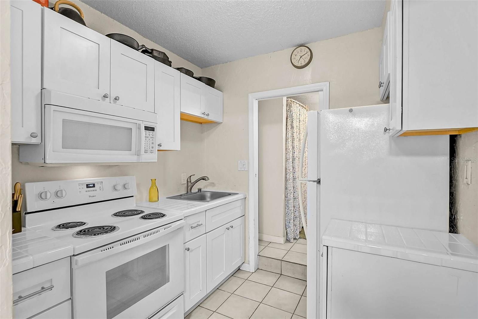 PHILLIPPI CREST WADE & AVERYS ADD 03 - Residential Income