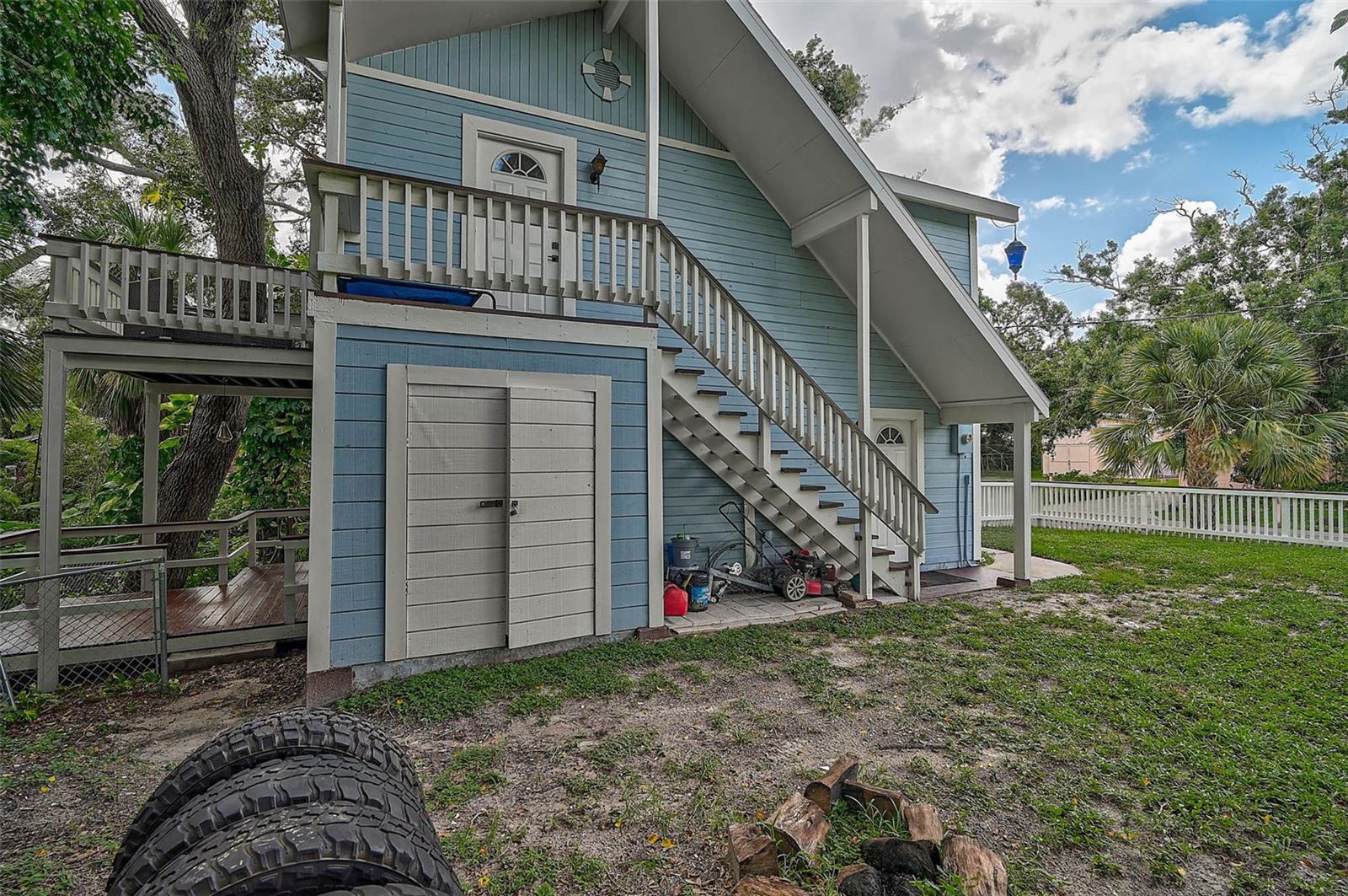 PHILLIPPI CREST WADE & AVERYS ADD 03 - Residential Income