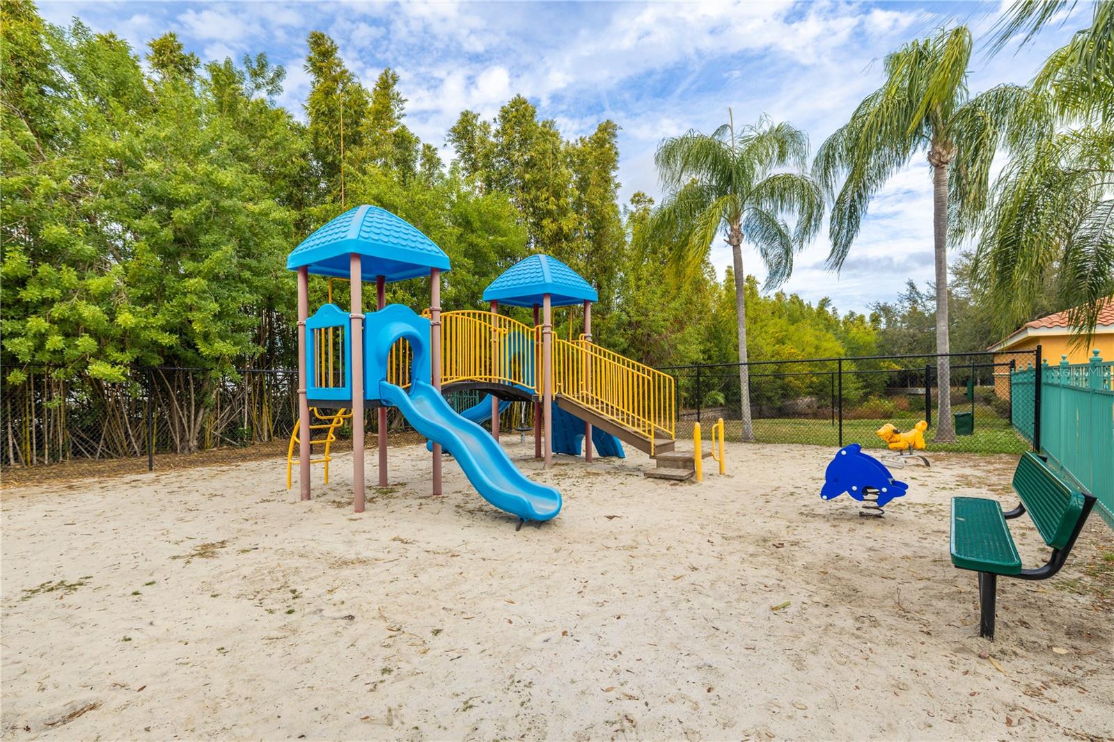 GRAND BELLAGIO AT BAYWATCH CONDO THE - Residential