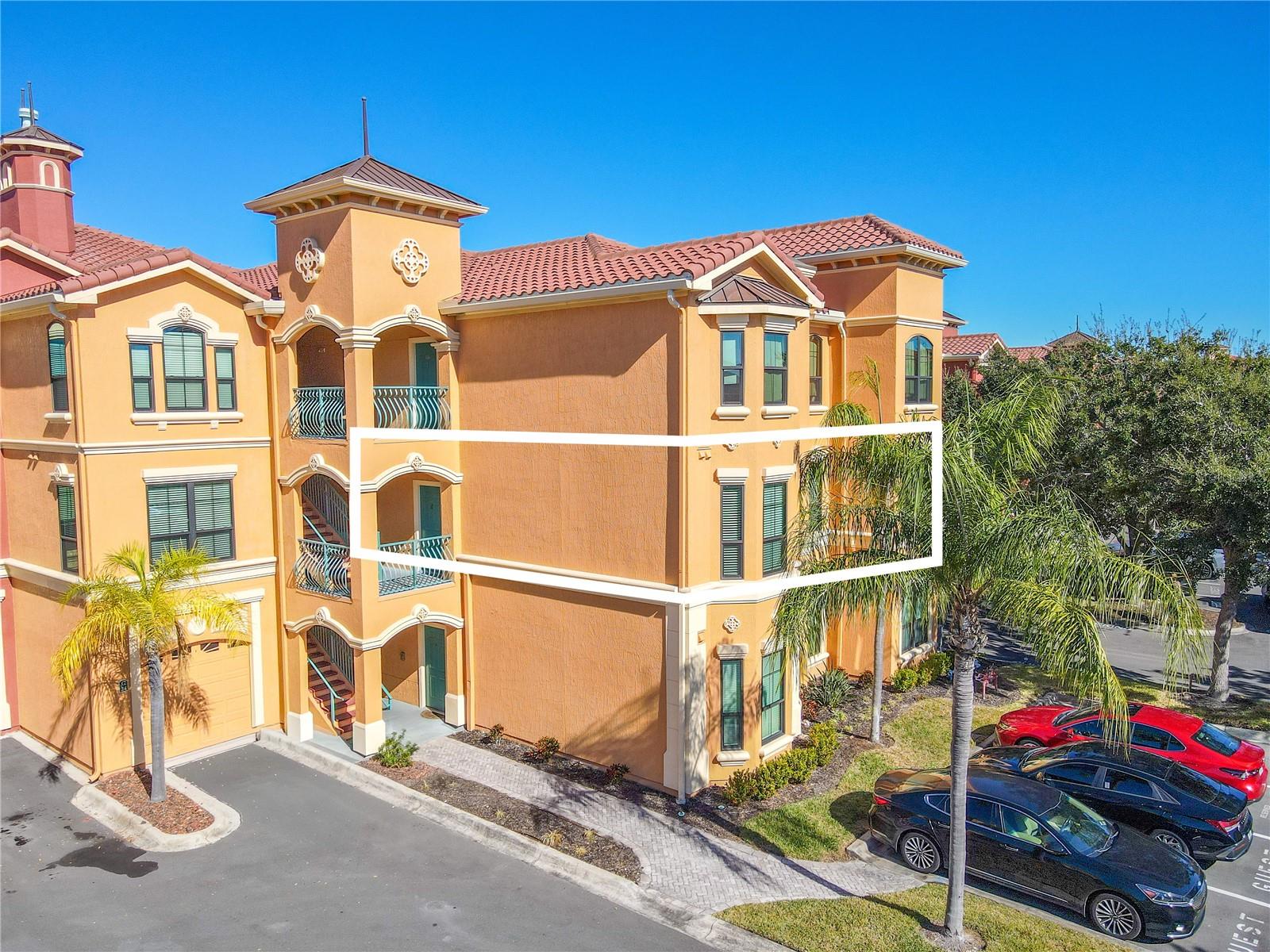 2738 VIA TIVOLI 220B