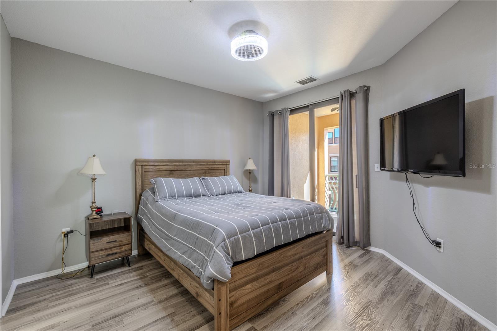 GRAND BELLAGIO AT BAYWATCH CONDO THE - Residential