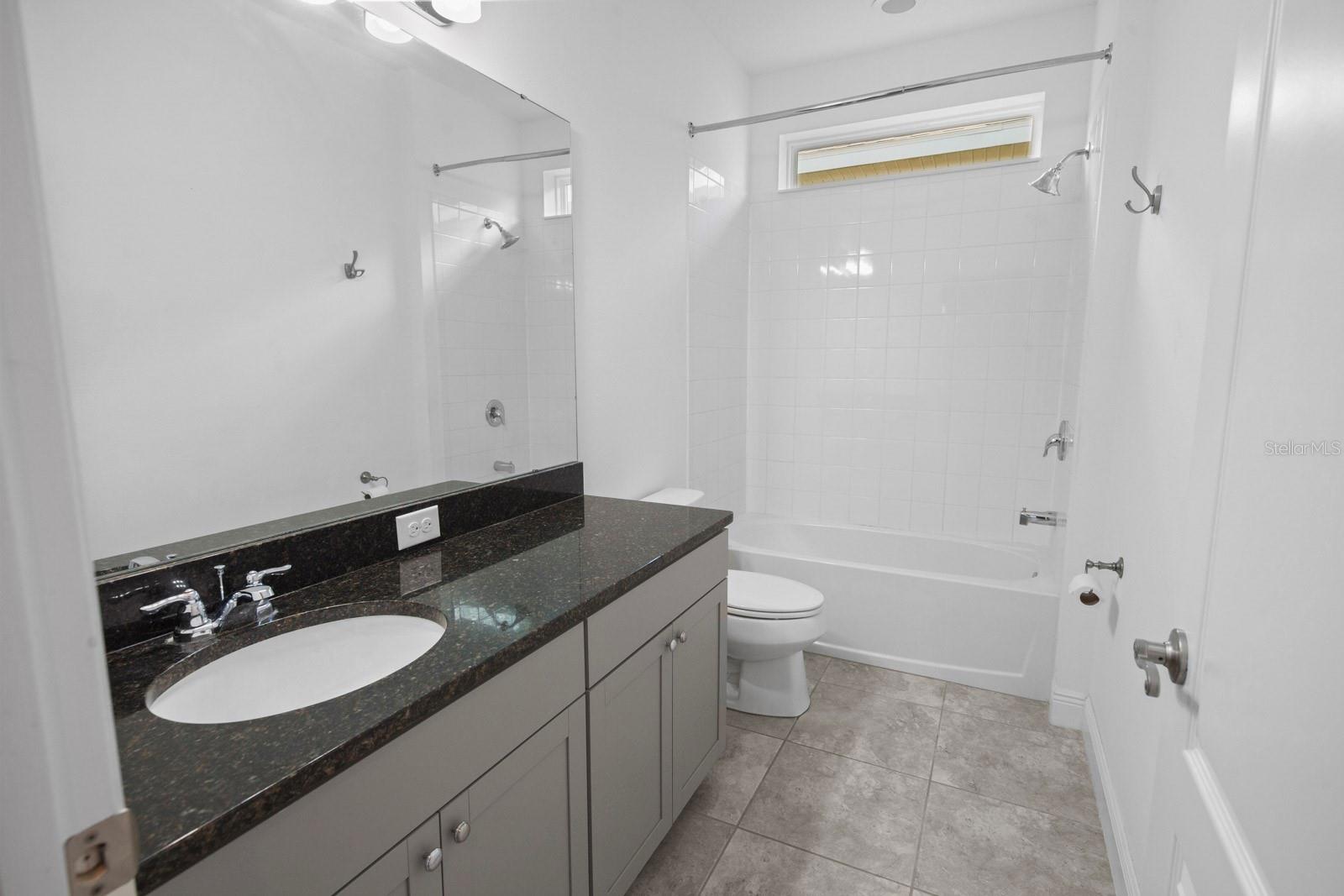 HIGHLANDS/SUMMERLAKE GRVS PH 2 - Residential