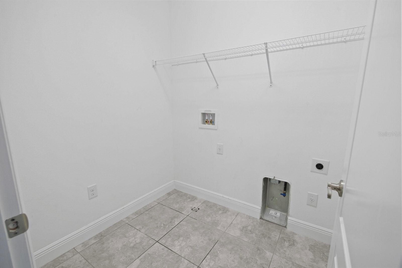 HIGHLANDS/SUMMERLAKE GRVS PH 2 - Residential