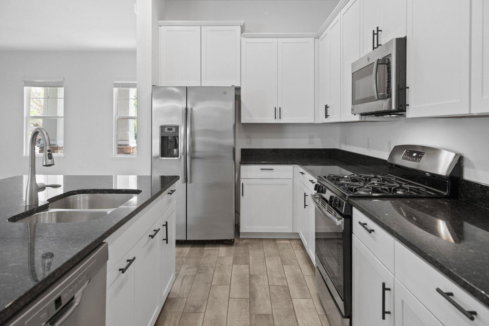 HIGHLANDS/SUMMERLAKE GRVS PH 2 - Residential