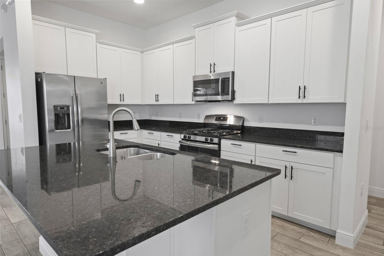 HIGHLANDS/SUMMERLAKE GRVS PH 2 - Residential