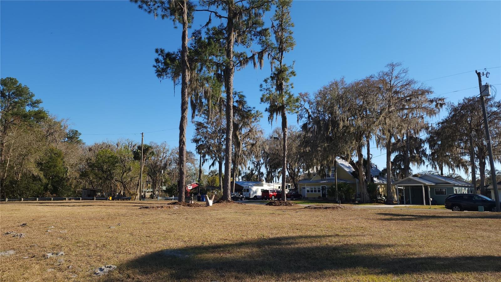 RAM ISLAND UNREC - Land