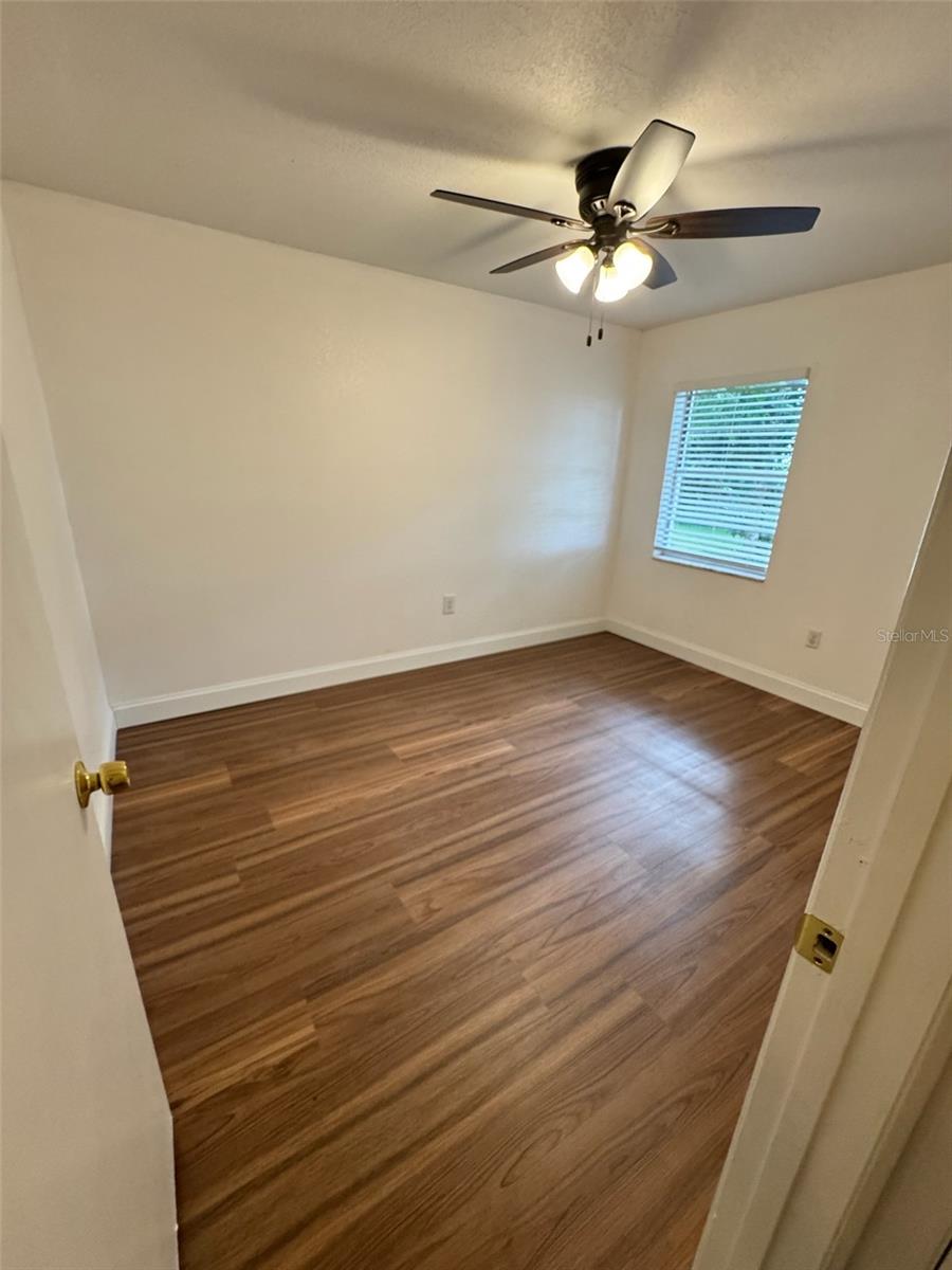 DUNDEE - Residential Lease